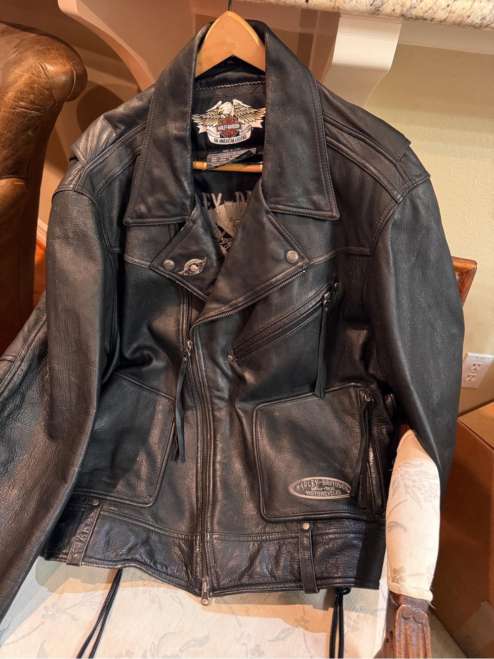 Harley-Davidson Black Leather Biker Jacket with Embossed Logo